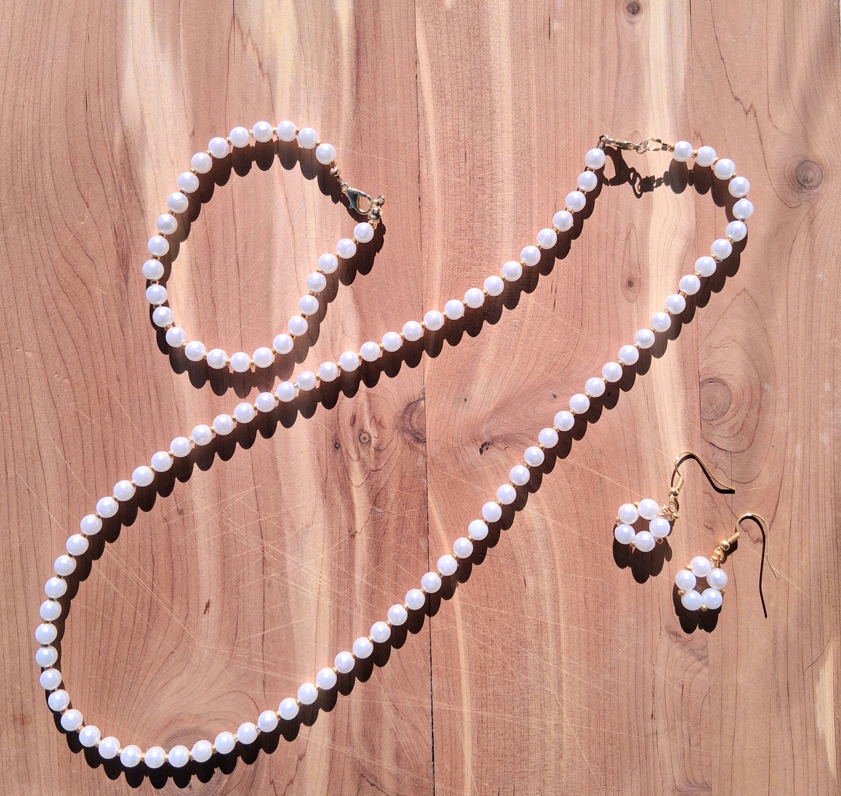 White pearl with gold beaded jewlery set